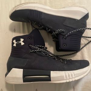 Under Armor UA Drive 4 Basketball Shoes